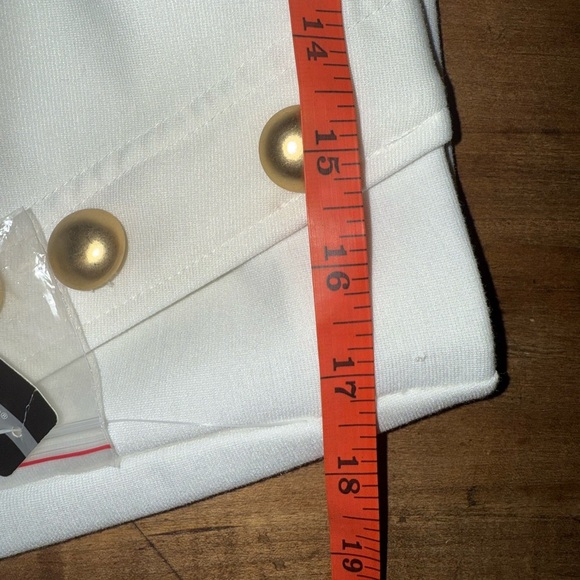 New Direction White Snow Pants with Gold Button Accents Size Large - Picture 13 of 13